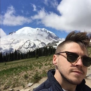 Meet your Posher, Brian